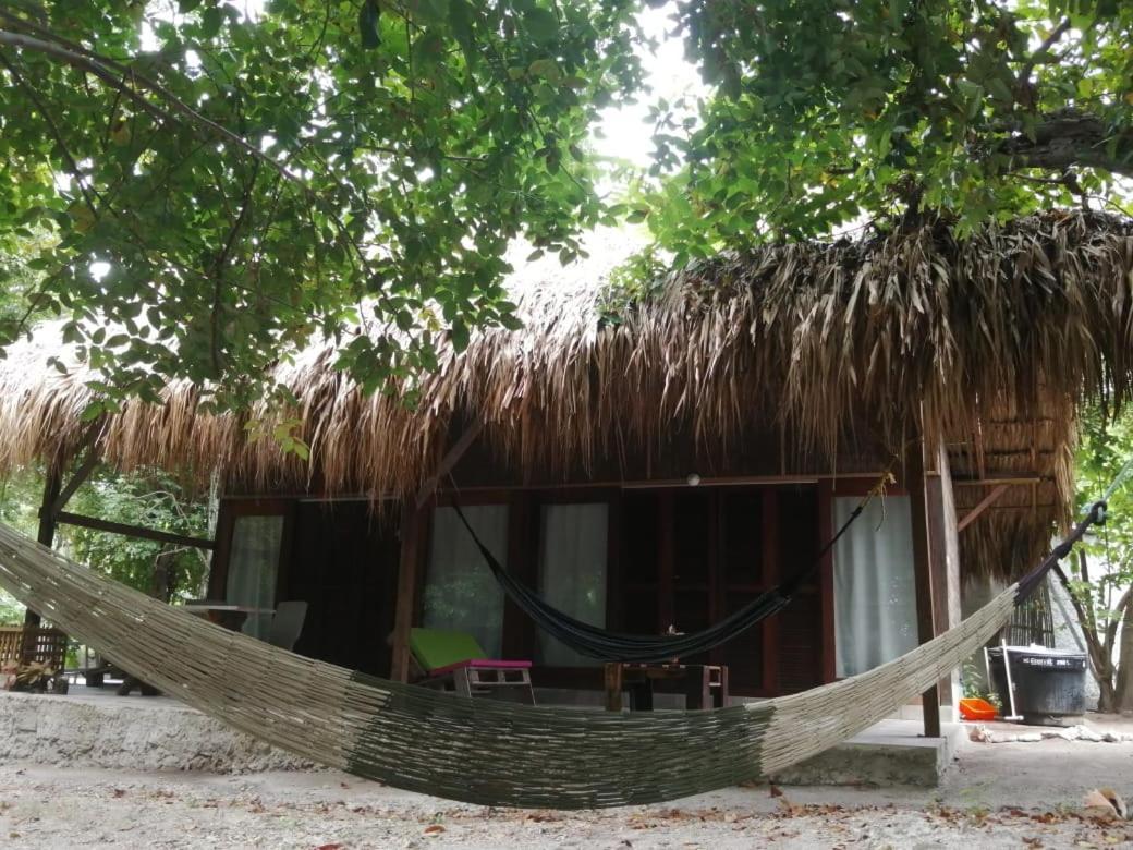 Centro Ubuntu Hotel Isla Grande  Exterior photo